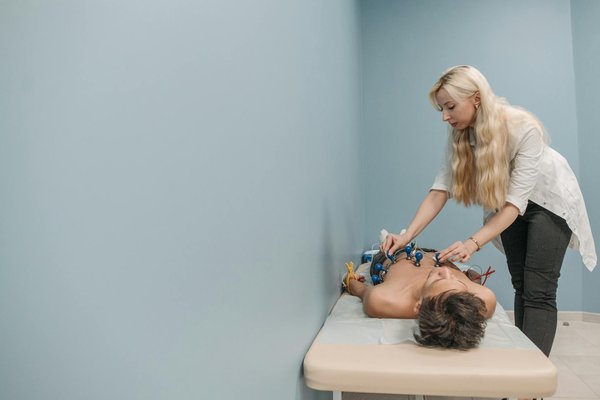 Tout savoir sur les soins dentaires à Anjou : services, tarifs et conseils pratiques